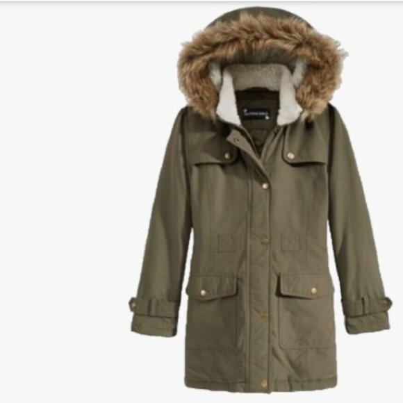 Rothschild Other - Like New Rothschild Girls Puffer Field Jacket Green Faux Fur Hood Size XL (16)